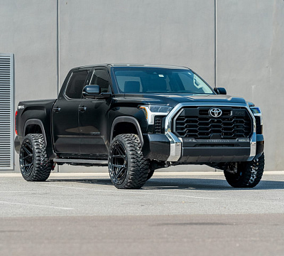 Фото дисков 4PLAY 4P55 на Toyota Tundra III