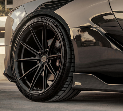 Фото дисков Vossen HFX-2 (5-Lug) на Lexus LC 500