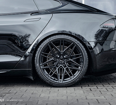 Фото дисков Vossen HF-7 на Tesla Model S