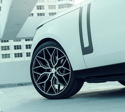 Фото дисков Vossen HF-2 на Land Rover Range Rover V