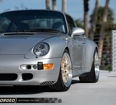 Фото дисков BC Forged MHE28 на Porsche 911 IV