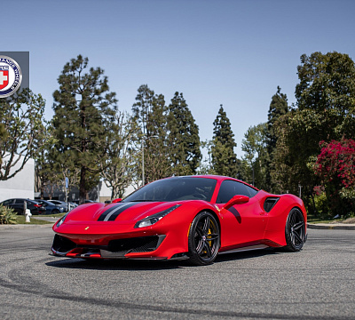 Фото дисков HRE P107SC на Ferrari 488
