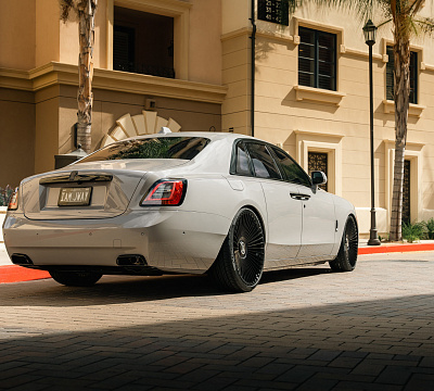 Фото дисков Vossen S17-16 на Rolls-Royce Ghost II