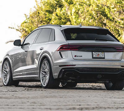 Фото дисков Vossen HF-7 на Audi Q8