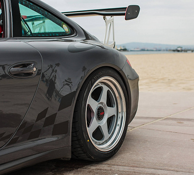Фото дисков HRE 305 на Porsche 911 VI