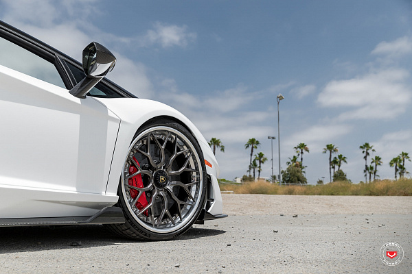 Фото дисков Vossen S17-01 (3-Piece) Глянцевый темный лак на Lamborghini Aventador