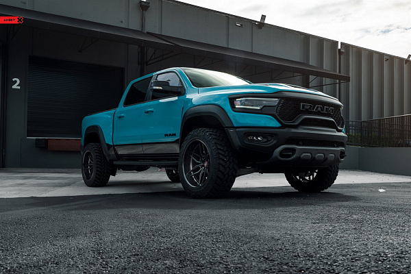 Фото дисков Anrky AN36-S Черный сатин на Ram 1500 V