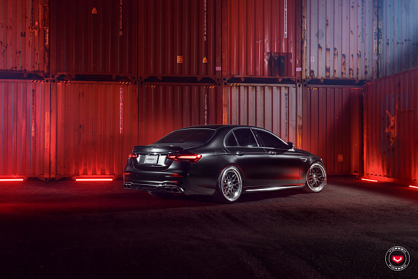 Фото дисков Vossen GEN-03 (3-piece) Черный сатин на Mercedes-Benz E-Class (W213, S213, C238)
