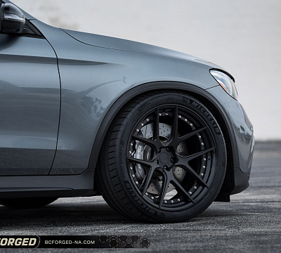 Фото дисков BC Forged HCS02 на Mercedes-Benz GLC (X253, C253)