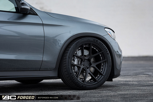 Фото дисков BC Forged HCS02 Черный матовый на Mercedes-Benz GLC (X253, C253)