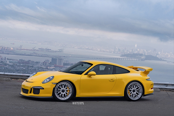Фото дисков Strasse Wheels SV10M Deep Concave FS Глянцевый лак на Porsche 911 VII