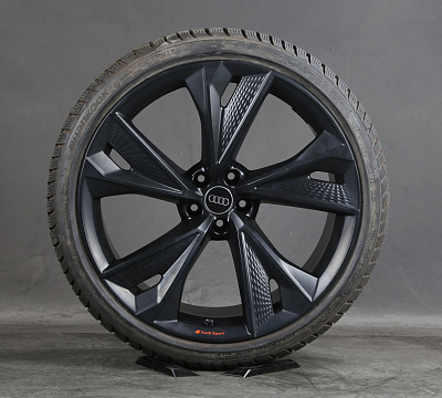 Audi 5 V Spoke Structur RS C8