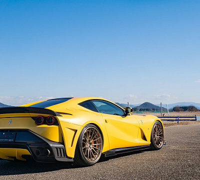 Фото дисков Anrky AN39 на Ferrari 812