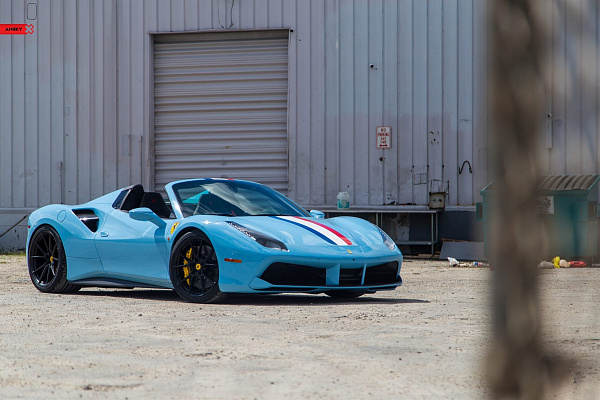 Фото дисков Anrky AN12 Черный сатин на Ferrari 488