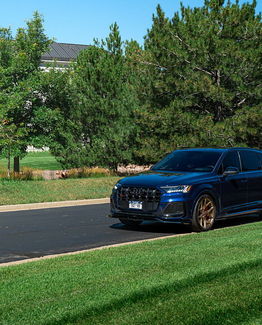 Фото дисков HF-5 Сатиновая бронза на Audi Q7 (4M)