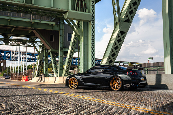 Фото дисков Vossen EVO-2 Глянцевая медь на Nissan GT-R