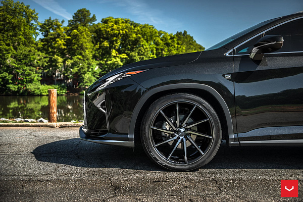 Фото дисков Vossen CVT Черный глянец на Lexus RX IV
