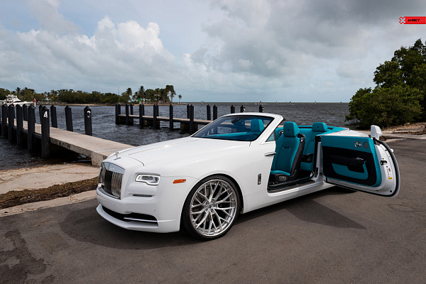 Фото дисков Anrky AN30 Сатиновый лак на Rolls-Royce Wraith