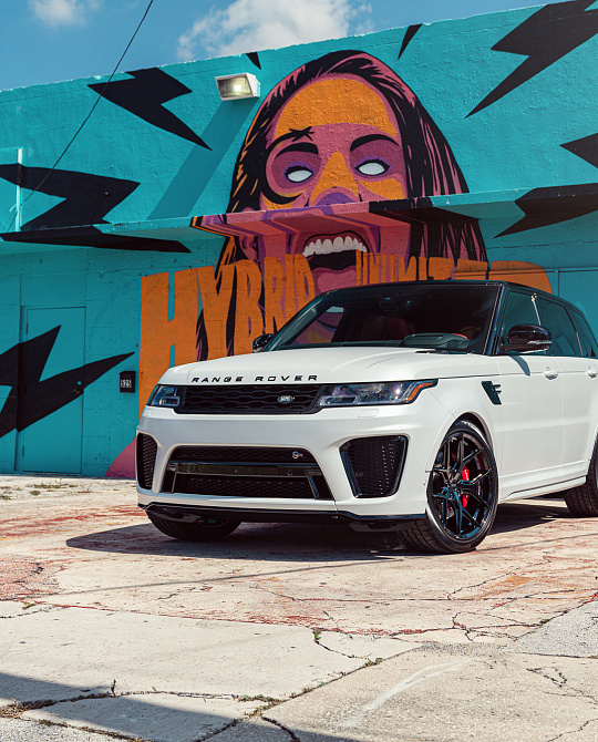 Фото дисков HF-5 Черный глянец на Range Rover Sport II