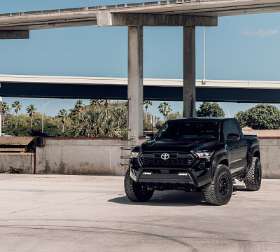 Фото дисков Vossen HFX-1 (6-Lug) на  Toyota Tacoma IV