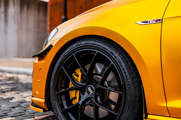 Volkswagen Golf R VII