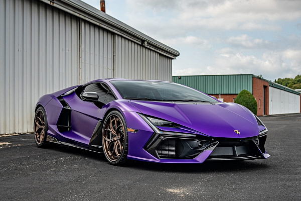 Фото дисков Anrky S3-X0 Глянцевая бронза на Lamborghini Revuelto
