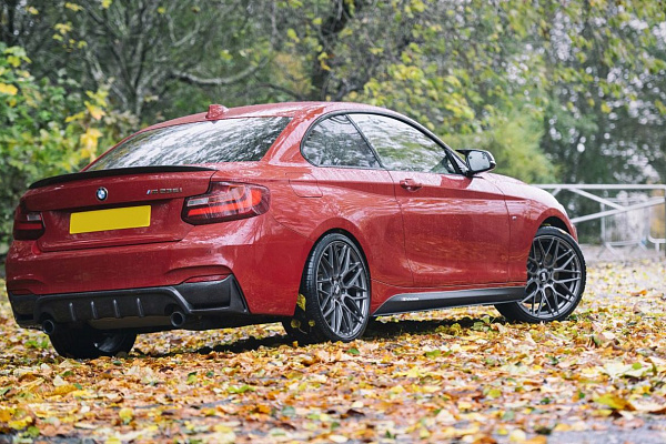Фото дисков Bola B17 Глянцевый графит на BMW 2/M2 (F22/F87)