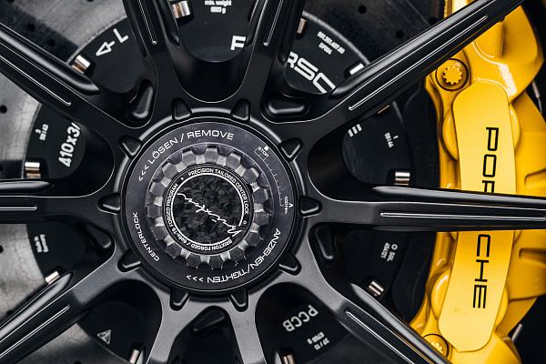 Фото дисков Brixton Forged R11-R Черный сатин на Porsche 911 VII