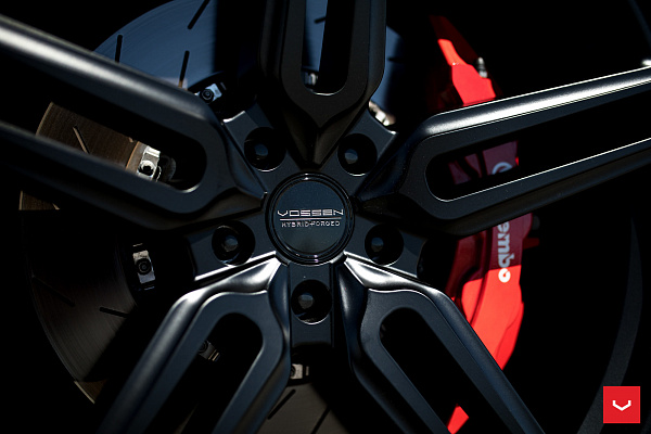 Фото дисков Vossen HF-1 Черный сатин на Dodge Charger VII