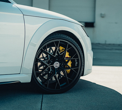 Фото дисков HRE FF10 на Audi TT (8S)