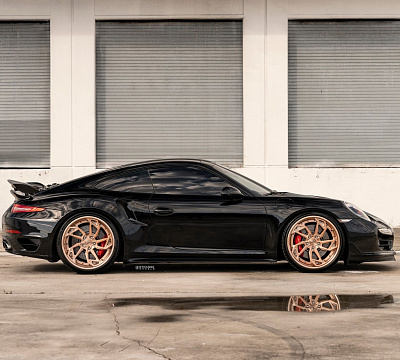 Фото дисков Strasse Wheels SB1 Deep Concave FS на Porsche 911 VII