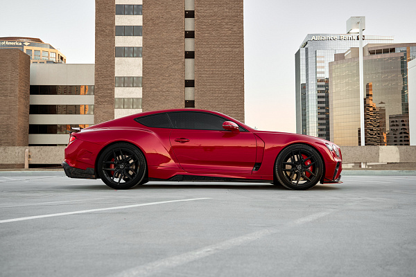 Фото дисков Brixton Forged CM5-R Черный глянец на Bentley Continental GT III