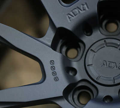 ADV.1 ADV10R Track Spec CS
