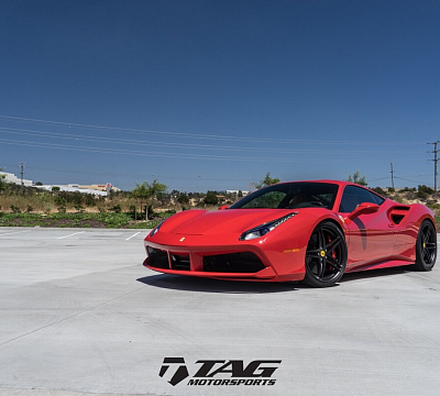 Фото дисков HRE P107 на Ferrari 488