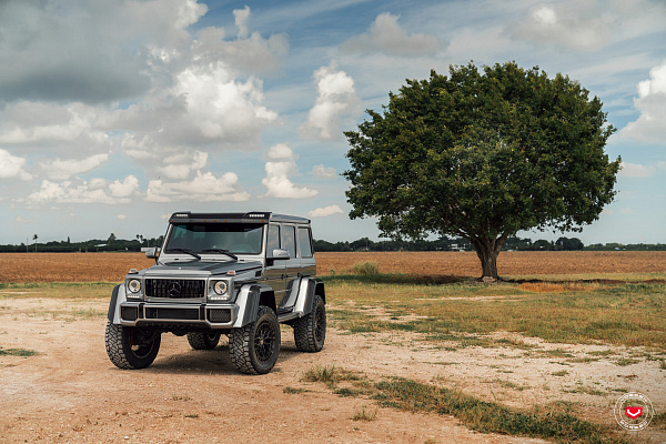 Фото дисков Vossen LC3-01 Черный глянец на Mercedes-Benz G-Class III