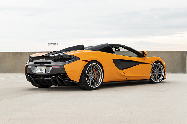 Фото дисков Strasse Wheels SV1 Deep Concave FS Сатиновый тонированный лак на McLaren 570S