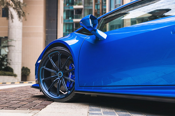 Фото дисков Brixton Forged R11-RS Другой цвет на Lamborghini Huracan