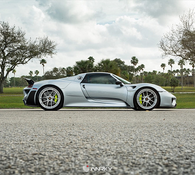Фото дисков Anrky XR-301 на Porsche 918 Spyder