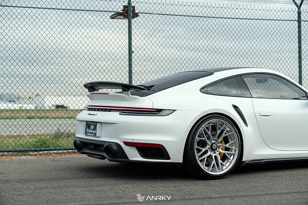Фото дисков Anrky RS2.3 Сатиновый лак на Porsche 911 VIII