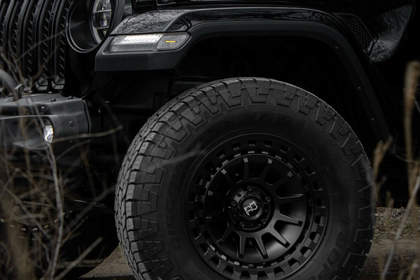 Фото дисков Black Rhino BARRAGE Черный матовый на Jeep Gladiator II (JT)