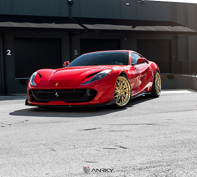 Фото дисков Anrky S2-X1 на Ferrari 812