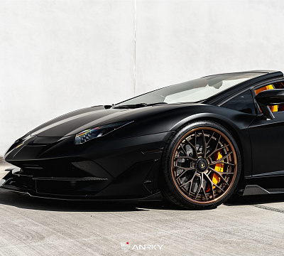 Фото дисков Anrky AN30 на Lamborghini Aventador