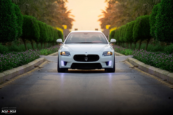 Фото дисков Vossen VFS-2 Глянцевый графит на Maserati Quattroporte V