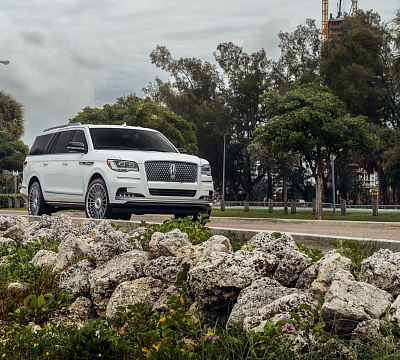 Фото дисков Vossen HF-8 на Lincoln Navigator IV