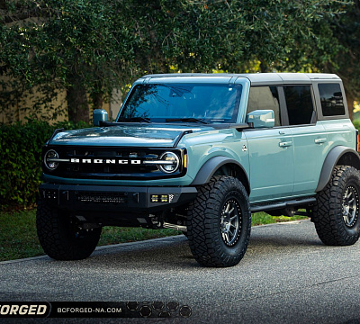 Фото дисков BC Forged RD03-BL на Ford Bronco