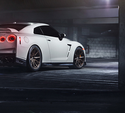Фото дисков Vossen HF-3 на Nissan GT-R