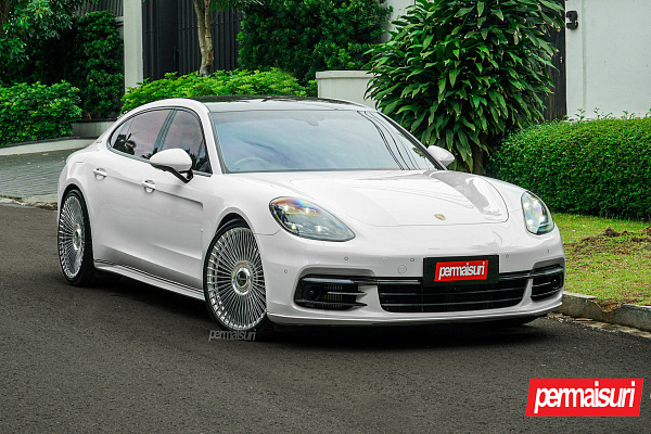 Фото дисков Vossen S17-16 Глянцевый лак на Porsche Panamera II