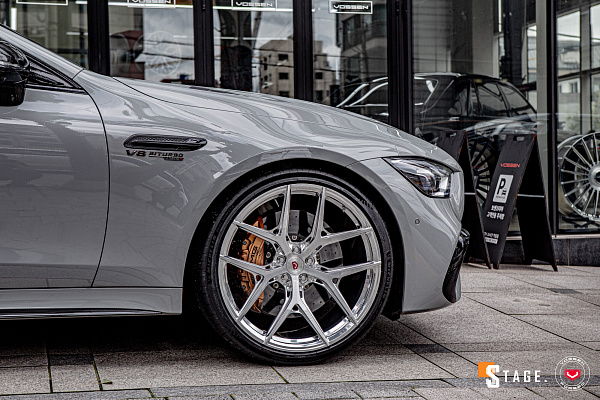 Фото дисков Vossen S21-01 Глянцевый лак на Mercedes-Benz AMG GT I