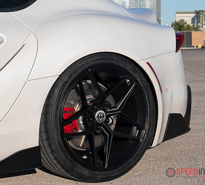 Фото дисков HRE FF11 на Toyota Supra A90