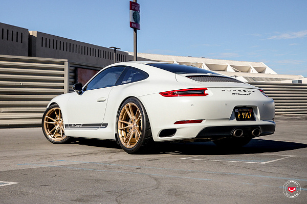 Фото дисков Vossen S17-06 Глянцевая шампань на Porsche 911 VII